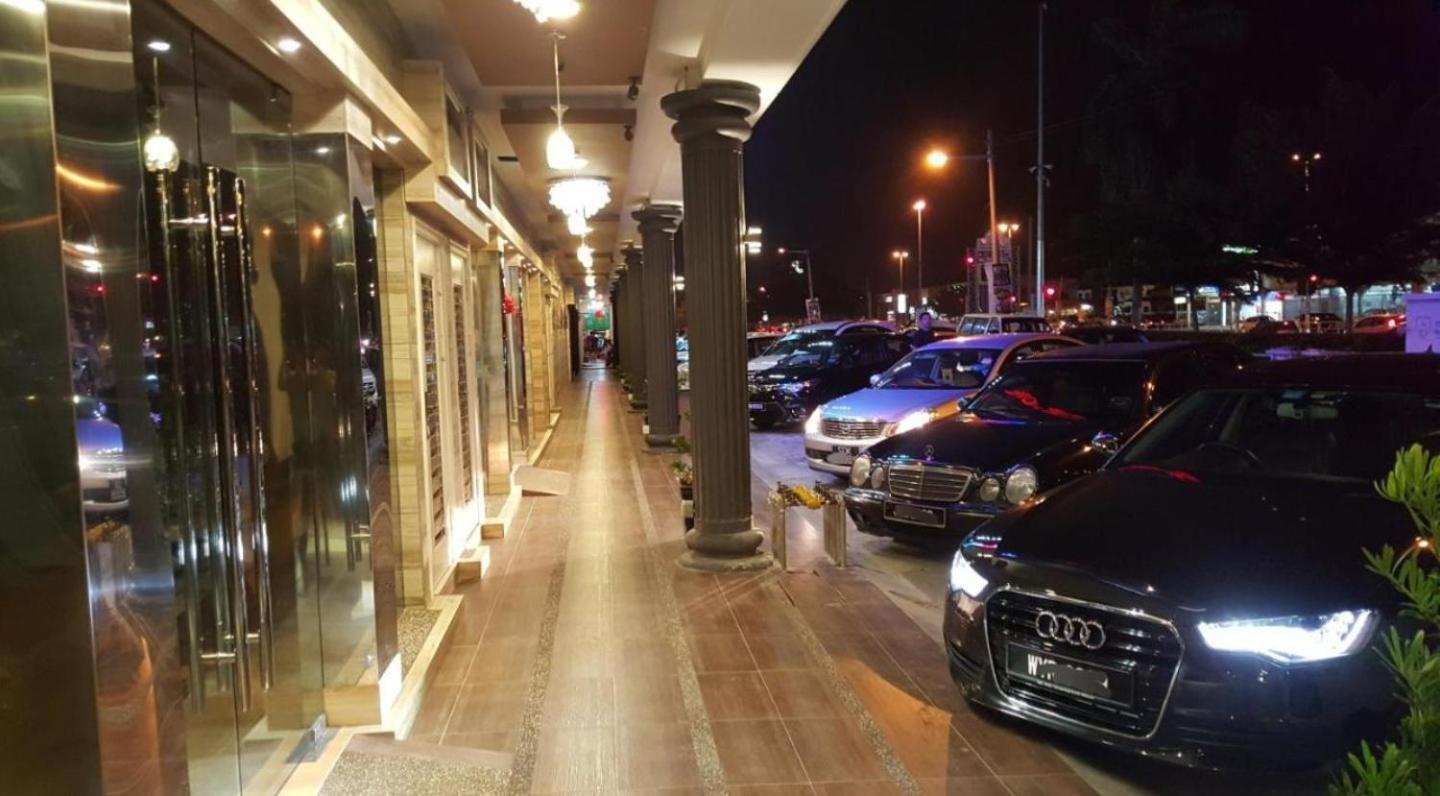 888 Boutique Hotel Batu Pahat Exterior foto