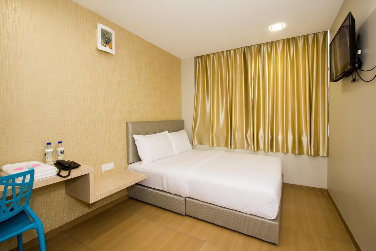 888 Boutique Hotel Batu Pahat Exterior foto